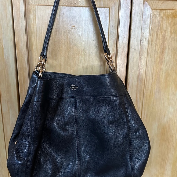 COACH Large Lexy Shoulder Bag In Pebble Leather - Black / Gold - Picture 1 of 9